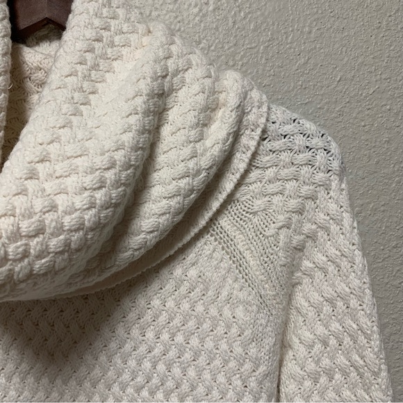 New York & Company Sz M women’s pearl white thick cowl-neck chunky sweater cozy - Picture 13 of 14